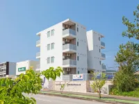 ลิตเติลไอแลนด์ โอกินาวา นาโก