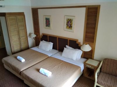 Everly Serviced Apartment