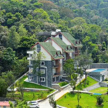 Shola Crown Resort - Munnar