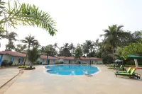 The Windflower Resorts and Spa Varca Goa - Uima-altaat