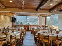 Faraya Village Club Hotel a Aaqoura