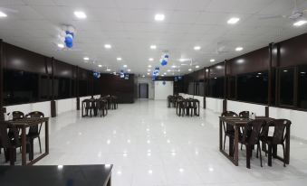 Collection O 9809 Hotel Shree Residency