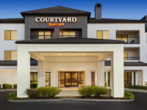 Courtyard Roseville Hotels in Placer County