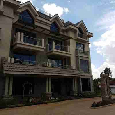 Magna Hotel and Suites Hotel Exterior
