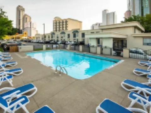 コンフォート イン フォールスビュー ナイアガラの滝のホテル