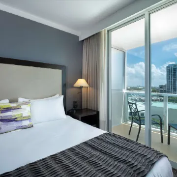 Arya Hotel & Suites Coconut Grove