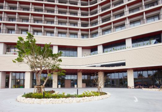 1. 오키나와 프린스..