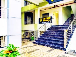 "Hotel the Lycoris" Near Bus Stand Zirakpur on Ambala Highway