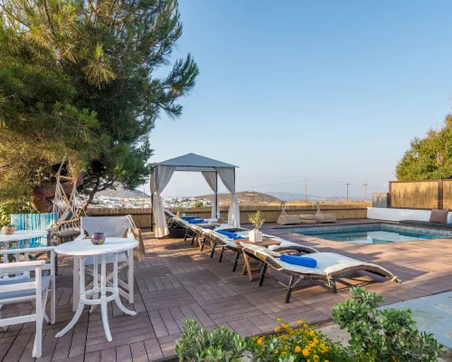 Eiriana Luxury Suites Hotels in Milos