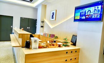 Ease Hotel (Xi'an Chang'an Square North Road) - Housity