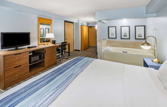 AmericInn by Wyndham Sayre