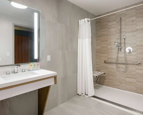 Wyndham Garden Winnipeg Airport Photos