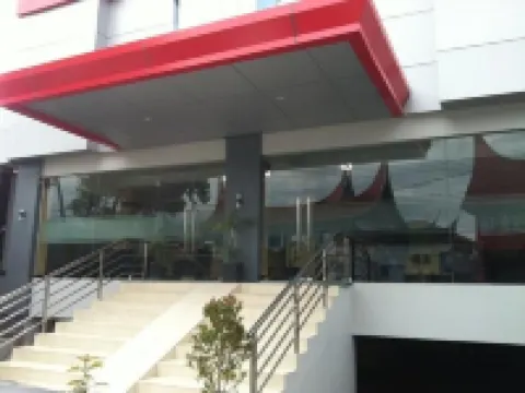 Bunda Hotel Bukittinggi ブキティンギのホテル