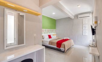 RedDoorz Near Malioboro Tugu Station Jogja 2