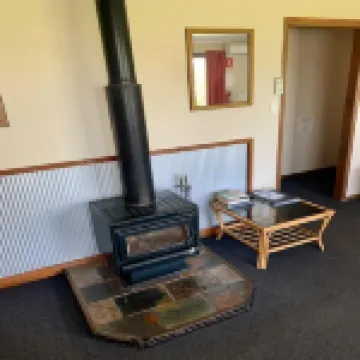 Montville Holiday Apartments