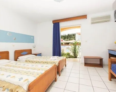 クリステイキス ホテル シダリオンのホテル