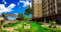 Azalea Suites Cikarang by Jayakarta Group Hotel a 