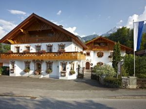 阿爾卑斯山旅館早餐旅店
