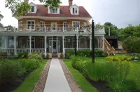 Chez Truchon Bistro-Auberge - 3-Star