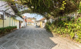 OYO 2527 Hotel Triana