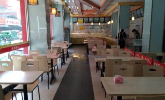 Suitetrails - Pai Hotel (Fuyang Fangzhimin Memorial Hall)