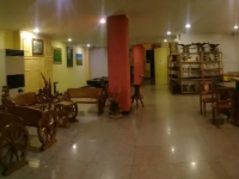 Hotel Asuncion ラワグのホテル