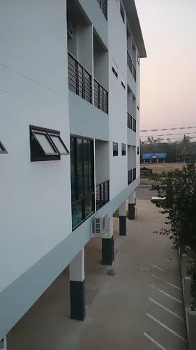 รูปภาพของนานา แกรนด์