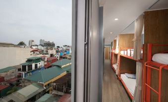 4. 본셀라 코지 호..