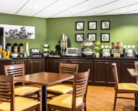 Clarion Pointe Albemarle