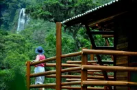 Cachoeira Dos Borges Cabanas e Parque Hôtels à : Praia Grande
