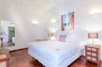 Scuba Lodge & Suites Hotels in Willemstad