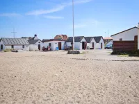 "Nani" - 900m from the Sea