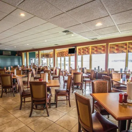 Quality Inn & Suites Palatka Riverfront