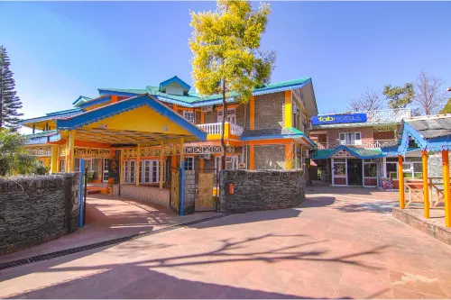 Royal Green Buds Hotels in Кангра