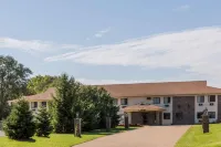 Super 8 by Wyndham Madison Hotels in Madison