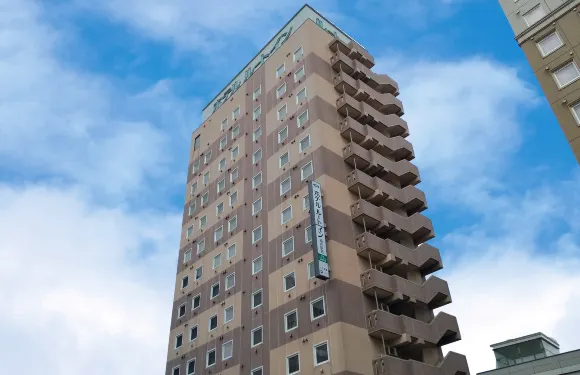 露櫻酒店福井站前店