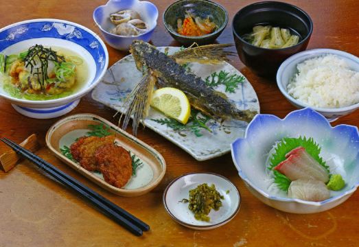 민슈쿠 다케스기