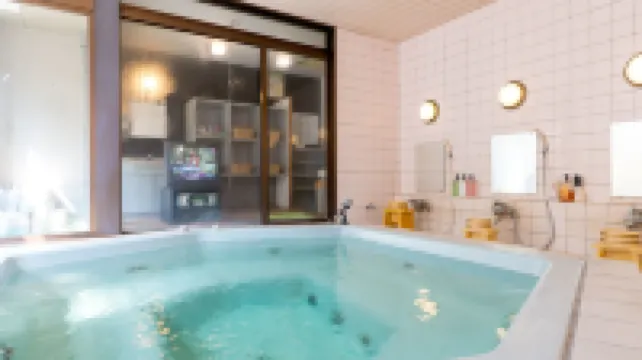 Shinshu Nakaoyama Onsen, Shosenkaku