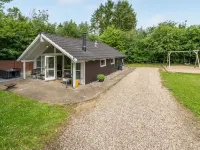 "Melisa" - 28km from the Sea Hotels in Arrild