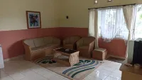 Villa Ranchero 2 Br Hotels in Sagalaherang