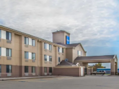 Rodeway Inn Hotels in Dodge County
