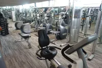 State Plaza Hotel - Gym