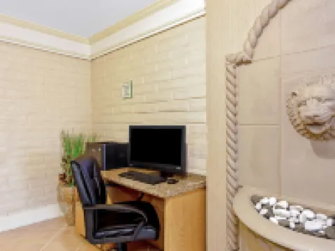 La Quinta Inn by Wyndham Orlando Airport West オーランドのホテル