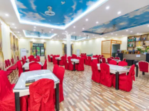 Hoa Vien Hotel - Kim Boi Hot Spring Hotels in Kim Boi District