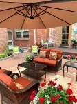 The Lily Inn - Burlington Hotels in Burlington