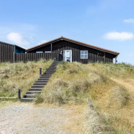 "Benja" - 200m from the Sea