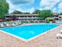 Days Inn by Wyndham Kings Dominion/Doswell - Swimmingpools