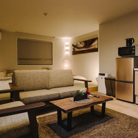 Grand Base Karatsu Ekiminami