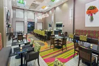 Hampton Inn & Suites Tulsa-Woodland Hills at 71st & Memorial - breakfast