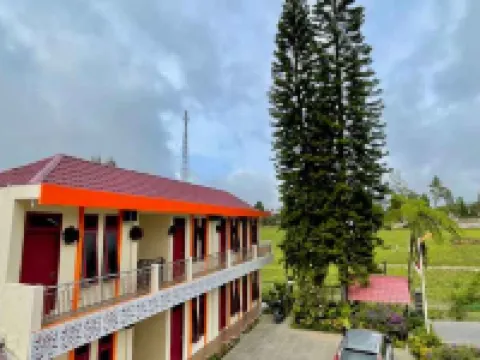 Sapo Karo Rest House Hoteles en Berastagi